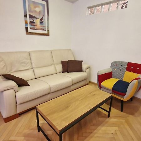 3 Room City Center Apartment By Bratislavatrip Εξωτερικό φωτογραφία