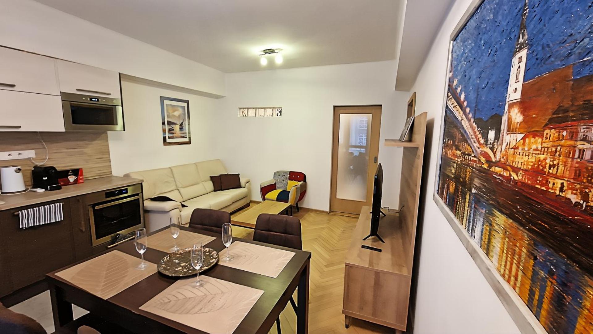 3 Room City Center Apartment By Bratislavatrip Εξωτερικό φωτογραφία